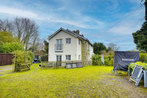 3 bedroom cottage for sale, Station Road, Newmarket CB8
