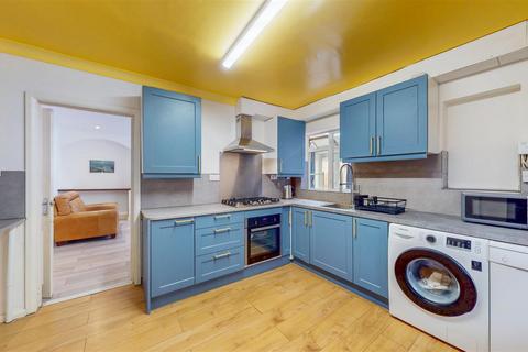 undefined, Lyon Park Avenue, Wembley, Middlesex