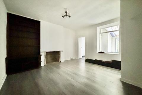 2 bedroom end of terrace house for sale, Albert Street, Bradford BD13