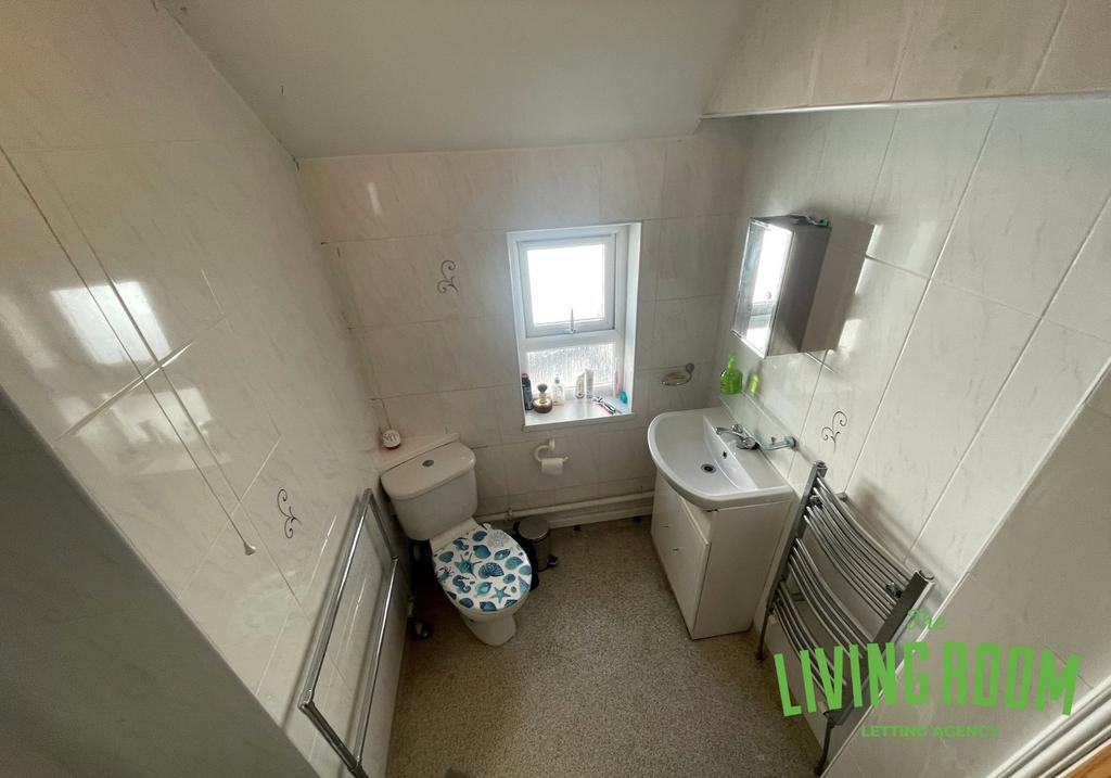 Bathroom (3)