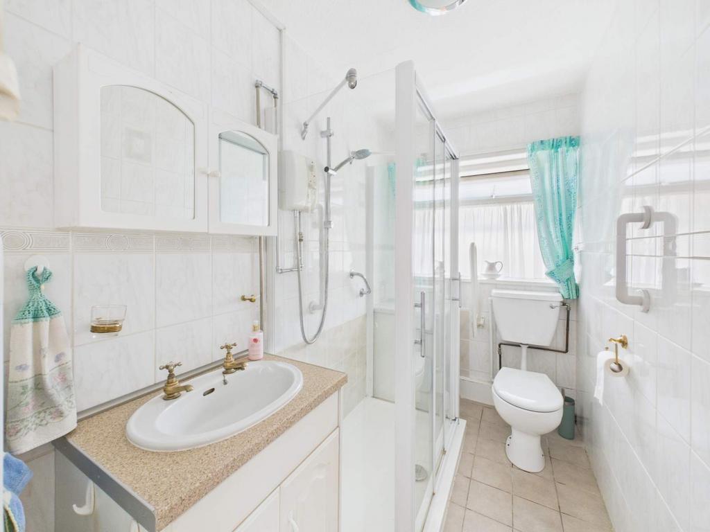 Shower Room/Wc