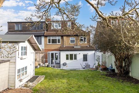 undefined, Southwood Drive, Surbiton KT5