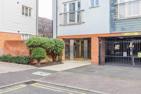 1 bedroom flat for sale, Westwood Drive, Canterbury, Kent, CT2