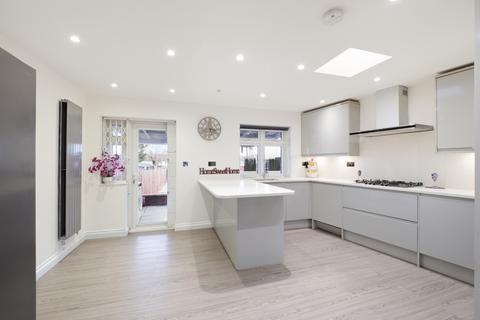 undefined, Egham Crescent, Sutton SM3