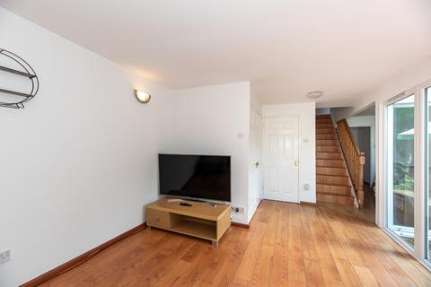 4 bedroom terraced house for sale, Farnham Gardens, Raynes Park SW20