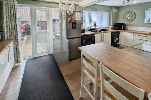 3 bedroom end of terrace house for sale, Glenfall, Yate, Bristol