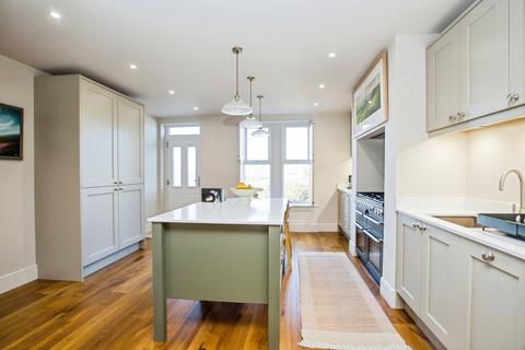 3 bedroom end of terrace house for sale, Keighley Road, Hebden Bridge HX7
