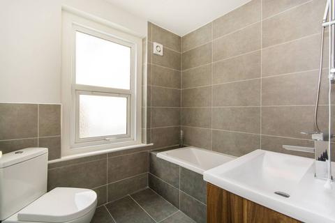 2 bedroom flat to rent, Peckham High Street, Peckham, London, SE15