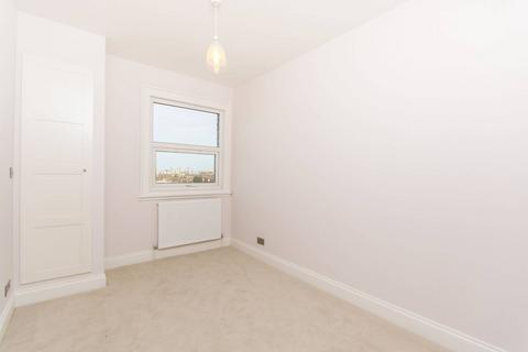 2 bedroom flat to rent, Peckham High Street, Peckham, London, SE15