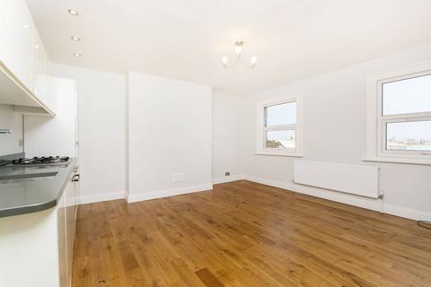 2 bedroom flat to rent, Peckham High Street, Peckham, London, SE15
