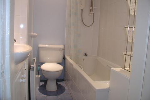 undefined, Montgomery Street, Edinburgh, EH7