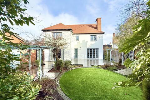 5 bedroom detached house for sale, Cuckoo Way, Great Notley, Braintree