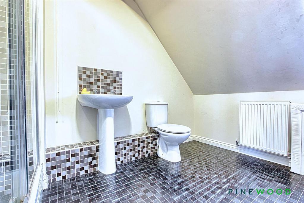 Ensuite shower room