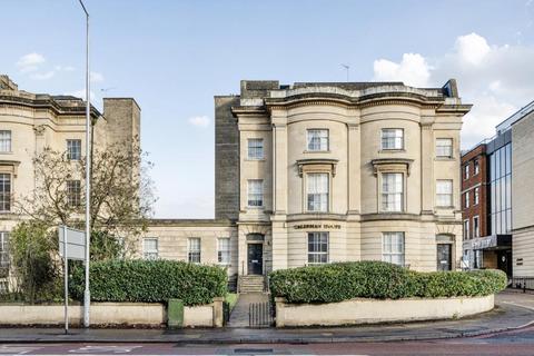 undefined, Kings Road,  Reading,  Berkshire,  RG1