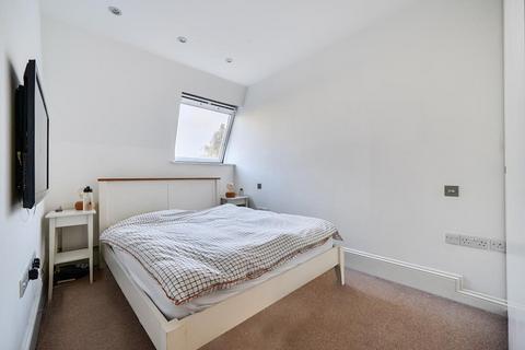 undefined, Kings Road,  Reading,  Berkshire,  RG1