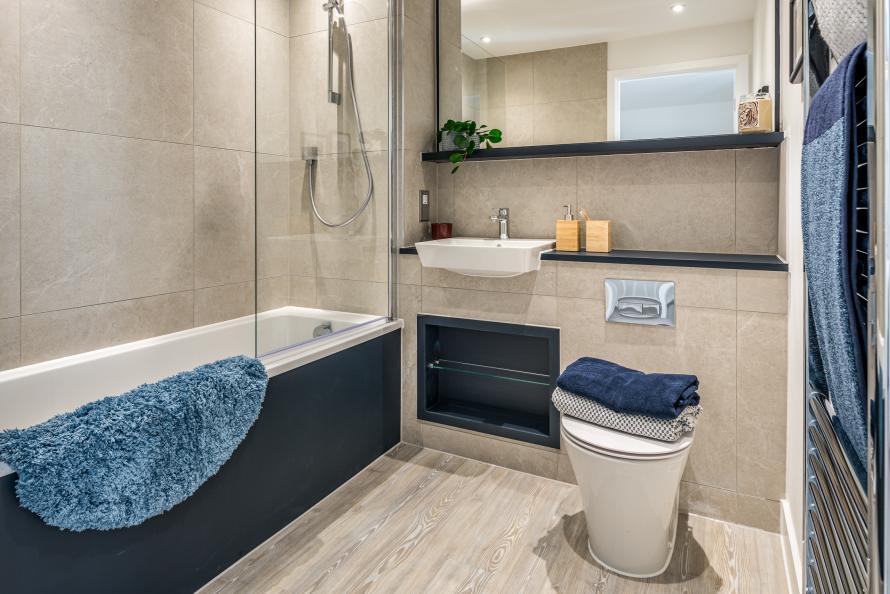 Lampton Parkside, 3 bed duplex,