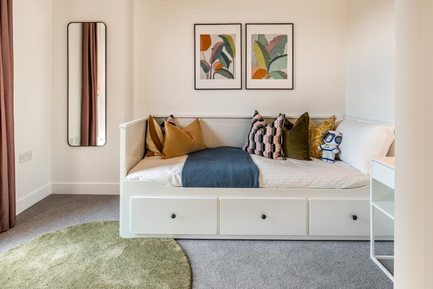 Lampton Parkside, 3 bed