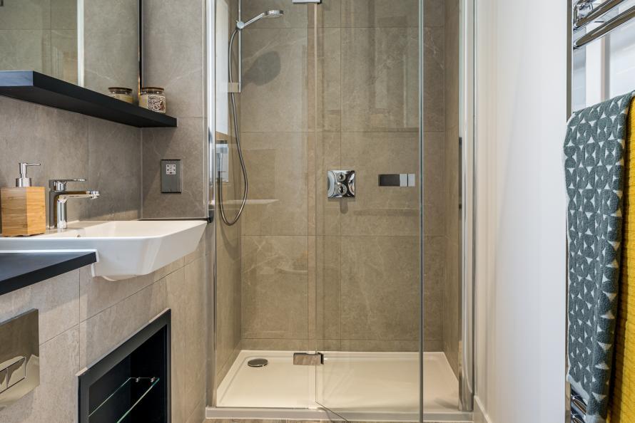 Lampton Parkside, 3 bed duplex,