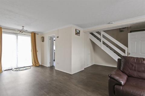 3 bedroom terraced house for sale, Smithfield Place, Raunds, Wellingborough