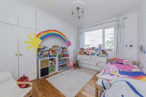 undefined, Farmhouse Road, London SW16