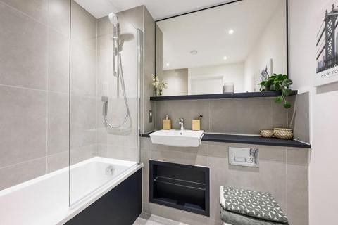 1 bedroom apartment for sale, at Kew Bridge Rise, Capital Interchange Way TW8