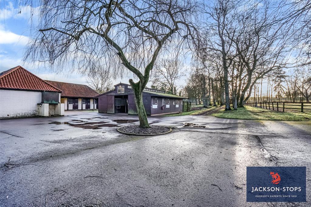 Stable Yard B
