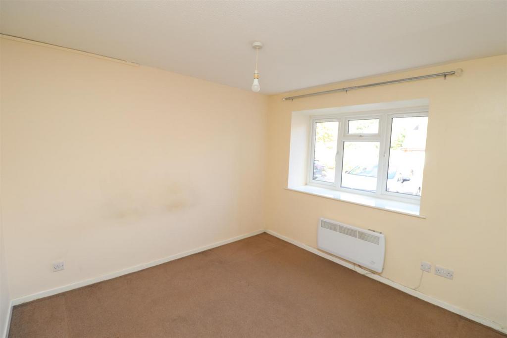 Bedroom.JPG
