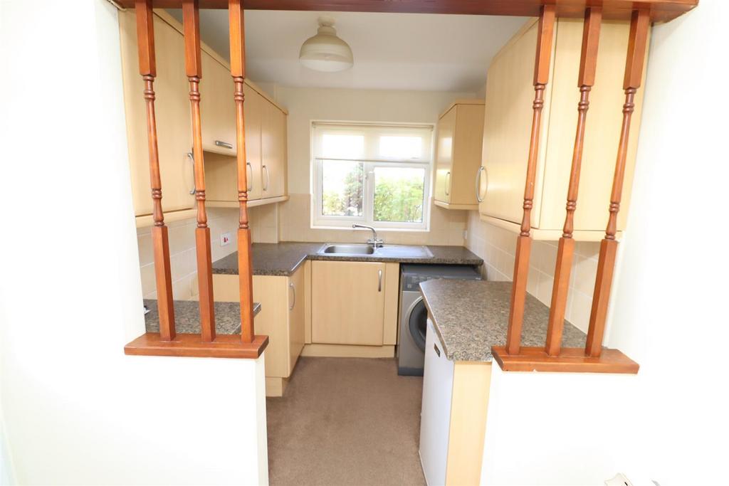Kitchen1.JPG