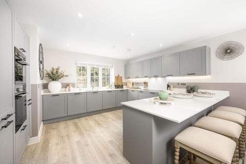 5 bedroom detached house for sale, at St George's Place, Halesworth Road IP18