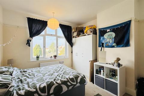 3 bedroom house to rent, Berkeley Road, Fishponds, Bristol