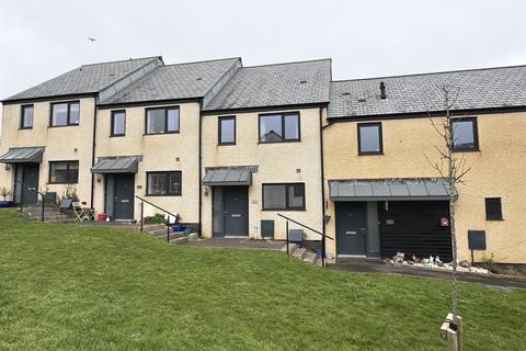 2 bedroom terraced house to rent, Furzedown Road, Malborough