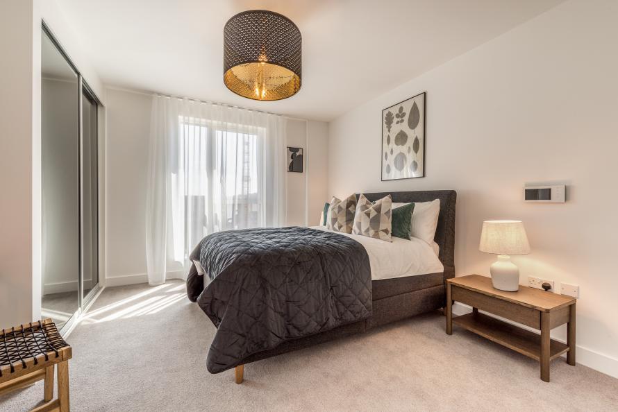 Lampton Parkside - 1 bedroom - L