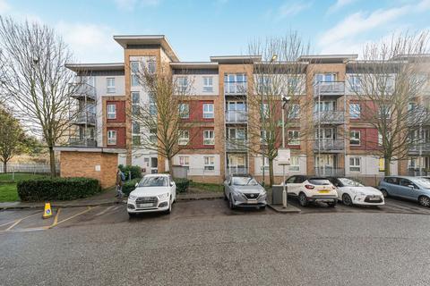 undefined, Langhorn Drive, Twickenham, TW2