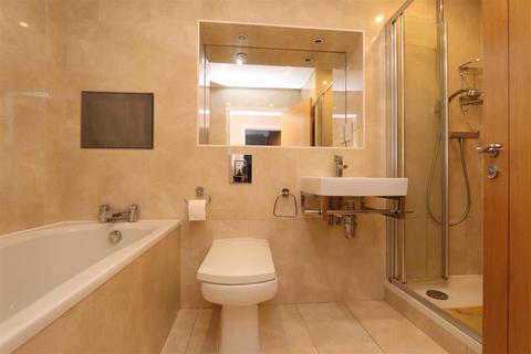 2 bedroom apartment for sale, High Street, Billericay, Essex