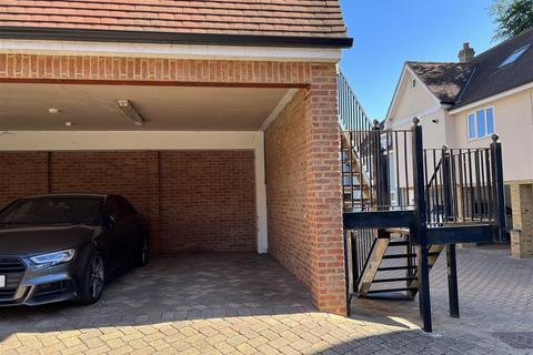 undefined, High Street, Billericay, Essex