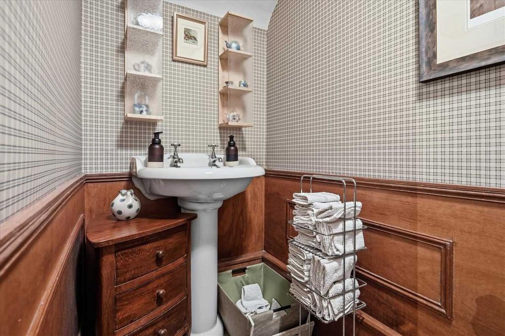 WC/Cloak