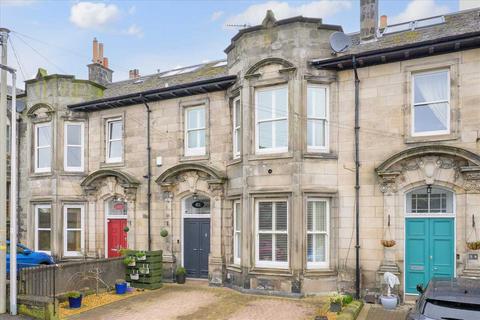 undefined, Dunfermline KY12