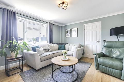 3 bedroom semi-detached house for sale, King George Road, Horsforth, Leeds, West Yorkshire, LS18