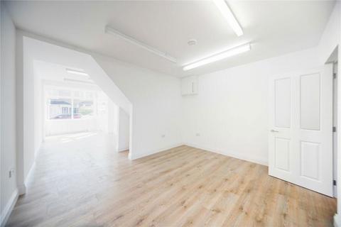 3 bedroom terraced house for sale, Eleanor Road, London, N11 2QS
