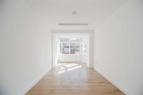 3 bedroom terraced house for sale, Eleanor Road, London, N11 2QS