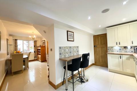 2 bedroom end of terrace house for sale, Paddock Rise, Stoke-On-Trent, ST4
