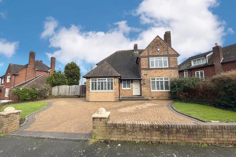 undefined, Elizabeth Grove, Dudley DY2