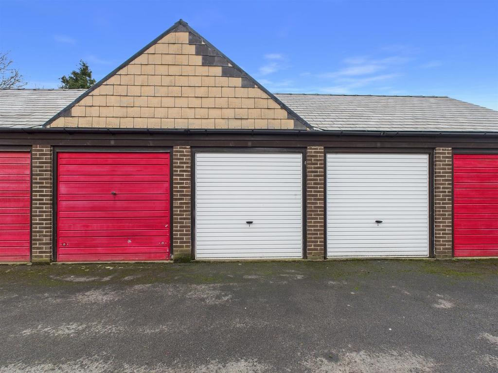 Garage.jpg