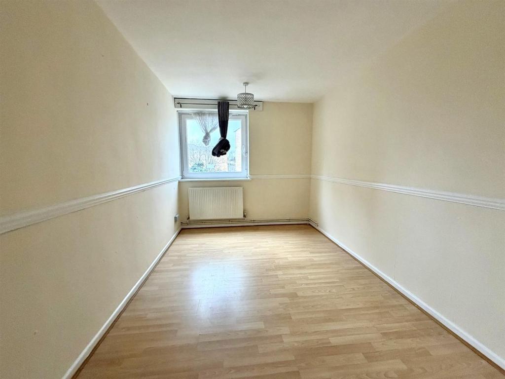Bedroom 2.jpeg