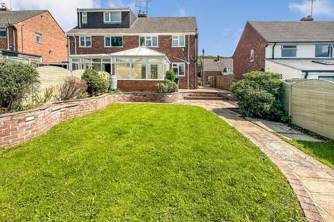 undefined, Chesterfield S42