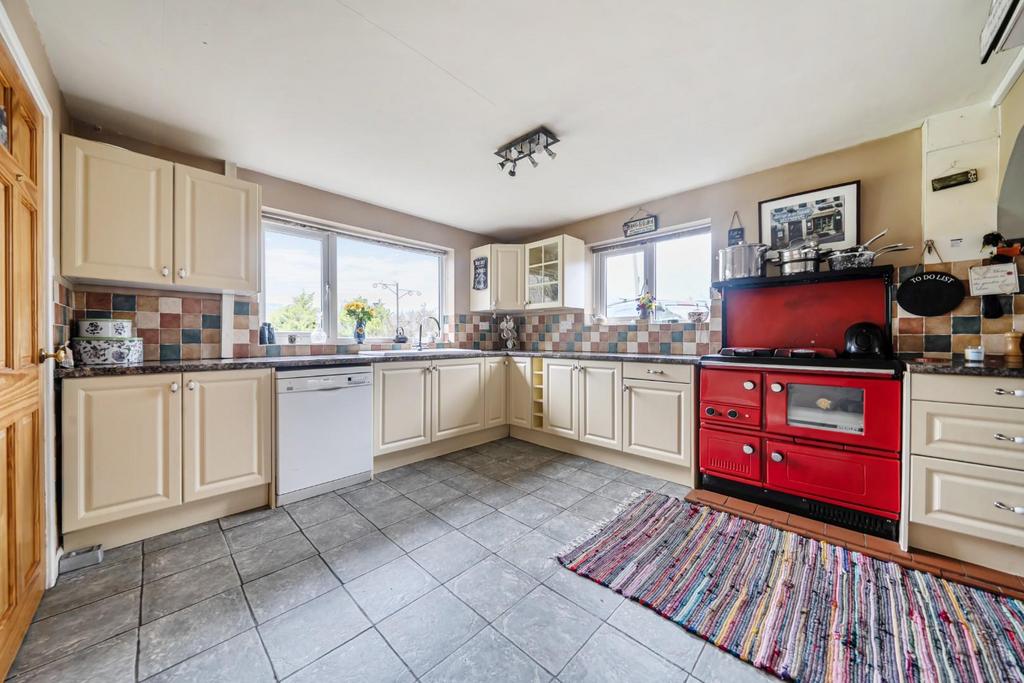 Kitchen.jpg