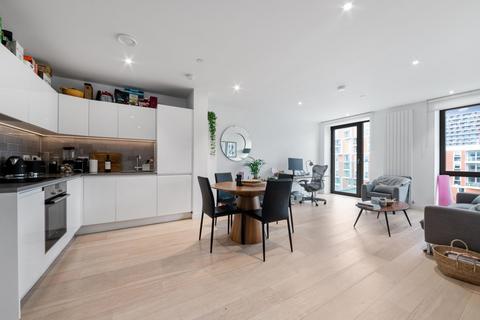 1 bedroom apartment for sale, Kelson House, Royal Wharf, E16