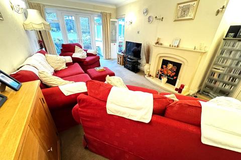 undefined, Andrew Drive, Willenhall