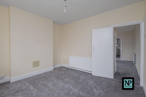 undefined, Cross Street, Kettlebrook, B77