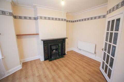 2 bedroom flat for sale, Kensington Road*Two Bedroom Ground Floor*Garden Area & Garage*Perfect Investment*